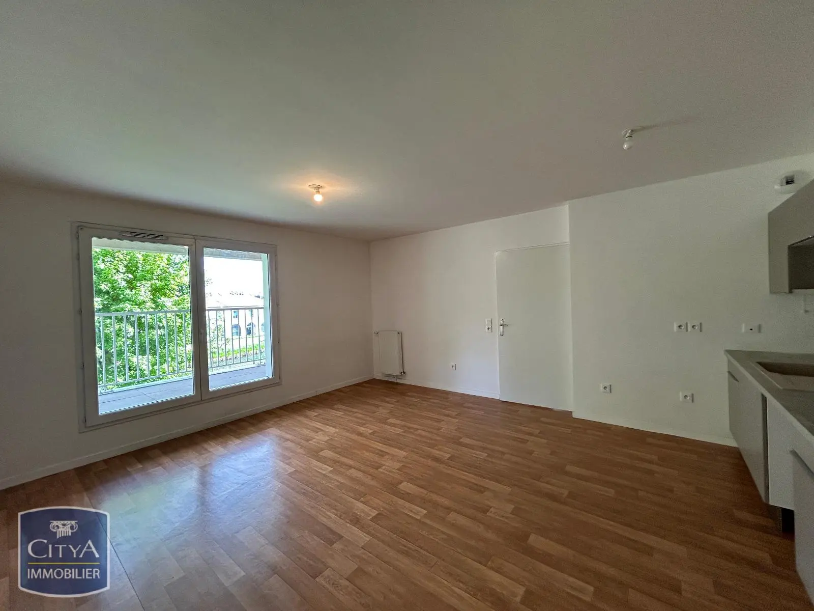 Photo 3 Appartement 4 pièces 77.88m²