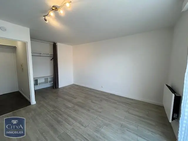 Photo 3 Appartement 1 pièce 25.79m²