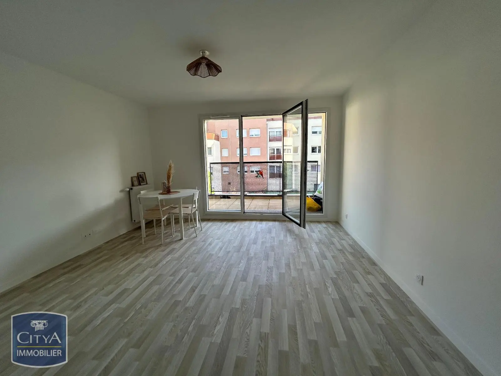 Photo 2 Appartement 3 pièces 60m²