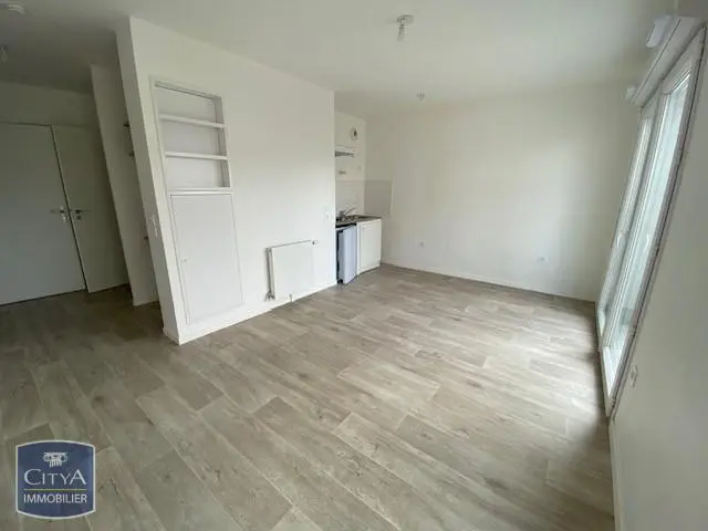 Photo 2 Appartement 1 pièce 25.85m²
