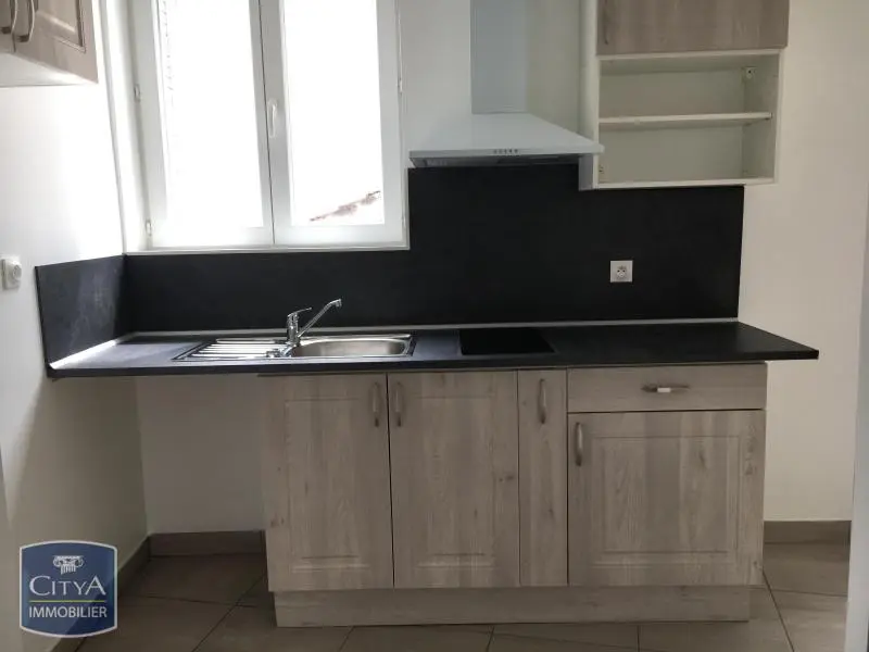 Photo 2 Appartement 1 pièce 23.24m²