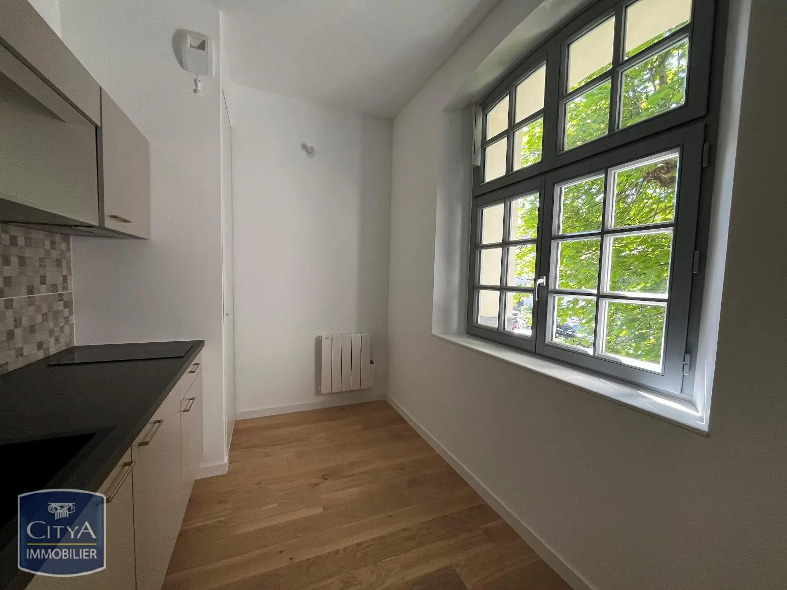 Photo 2 Appartement 1 pièce 26.4m²