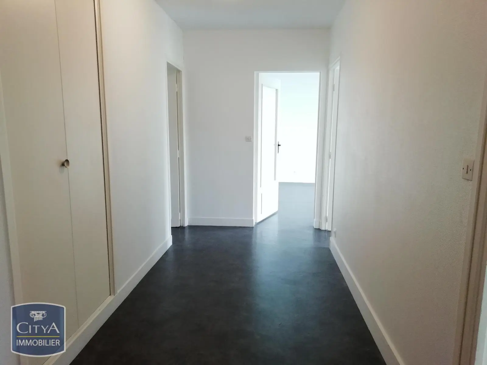 Photo 2 Appartement 4 pièces 88.3m²