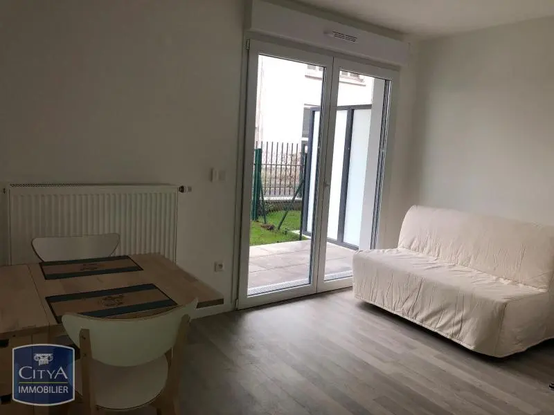 Photo 2 Appartement 1 pièce 19.86m²