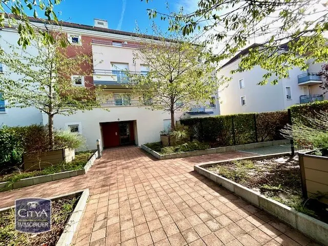 Photo 1 Appartement 3 pièces 77m²