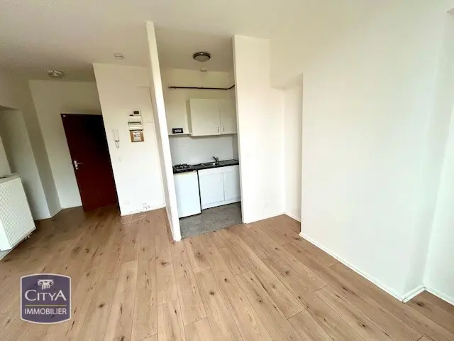 Photo 2 Appartement 1 pièce 23m²