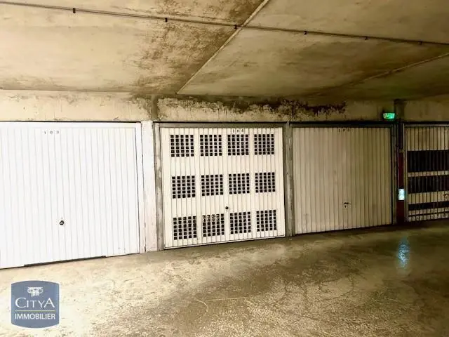 Photo 1 Parking 14m²