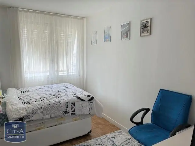 Photo 2 Appartement 4 pièces 74m²