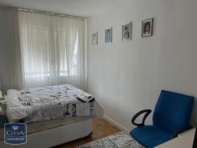 Photo 2 Appartement 4 pièces 74m²