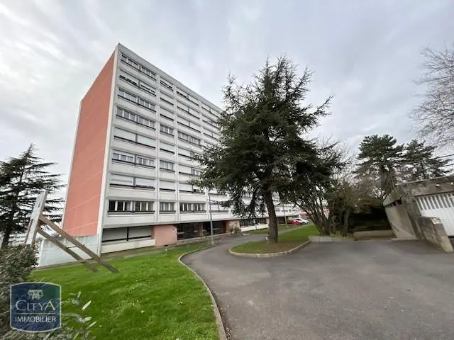 Photo 1 Appartement 1 pièce 42m²