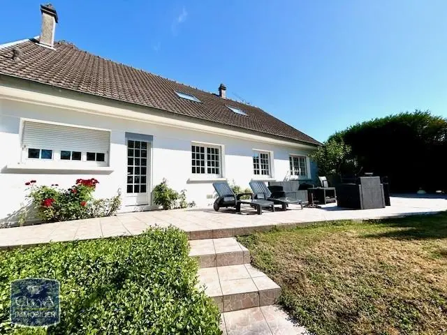 Photo 1 Maison 8 pièces 182m²