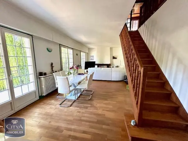 Photo 6 Maison 8 pièces 182m²