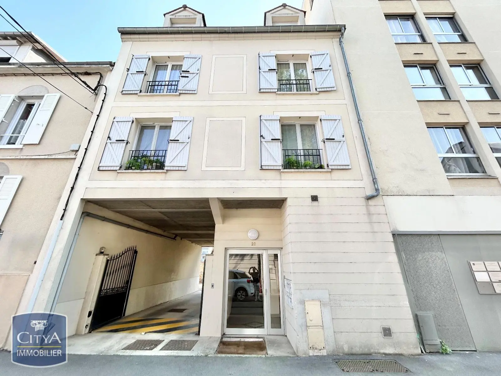 Photo 2 Appartement 1 pièce 24m²