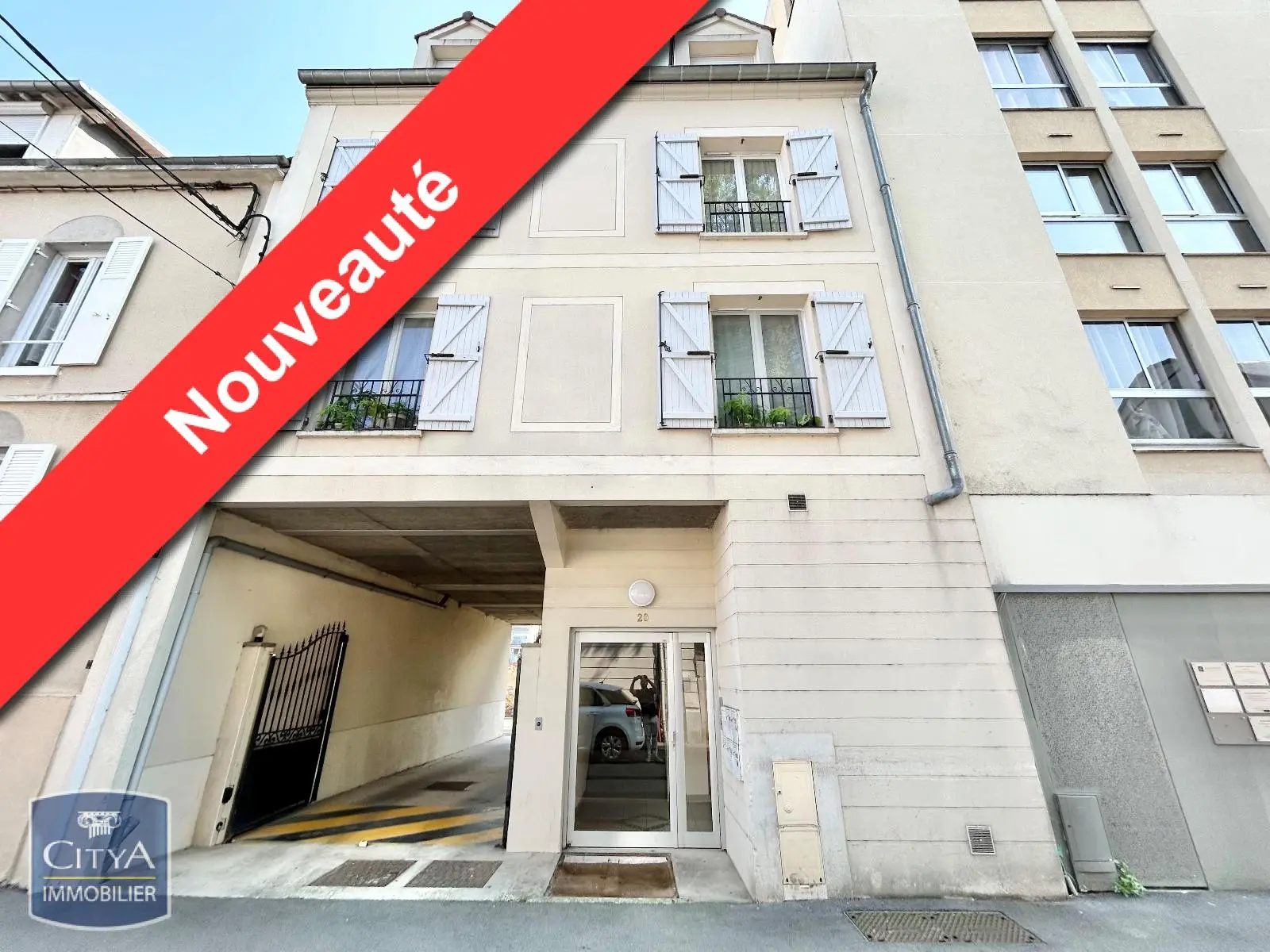 Photo 1 Appartement 1 pièce 24m²