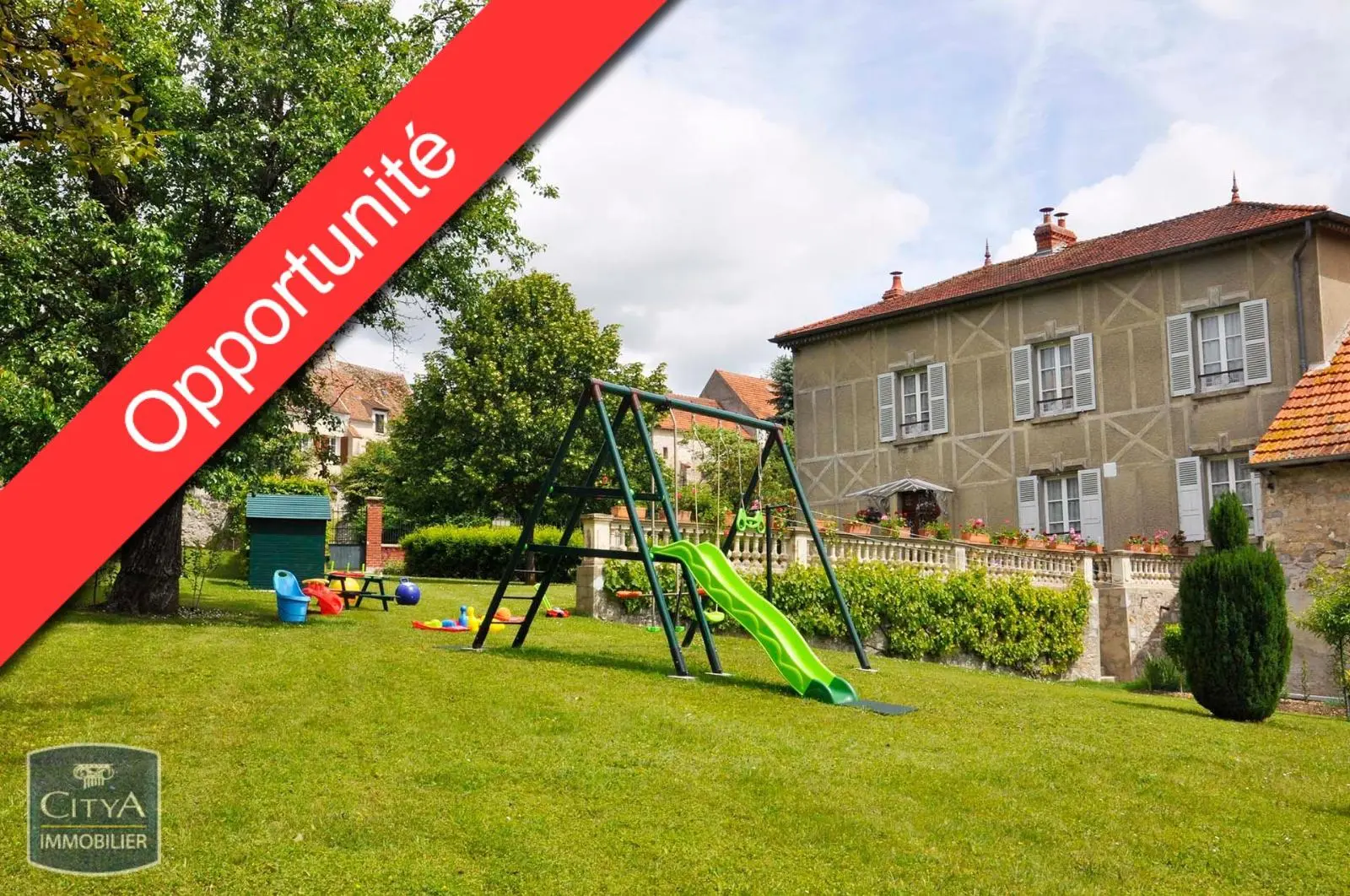 Photo 1 Maison 5 pièces 147m²