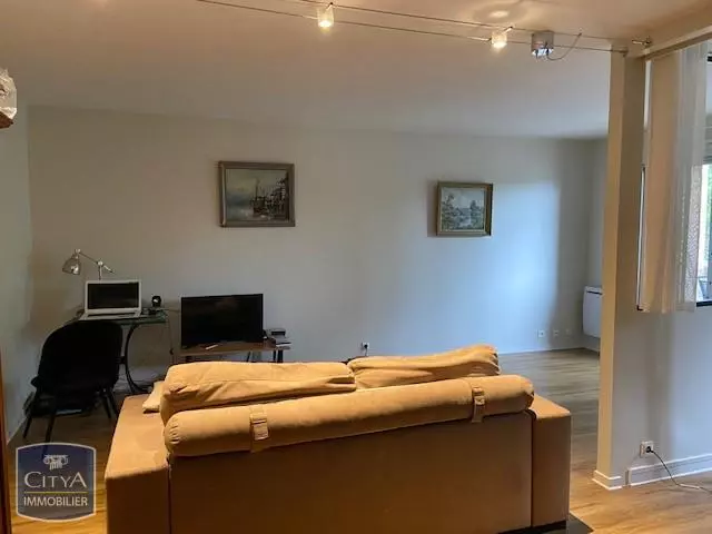 Illustration pour Appartement 3 pièces 72m² Photo Appartement 3 pièces 72m²