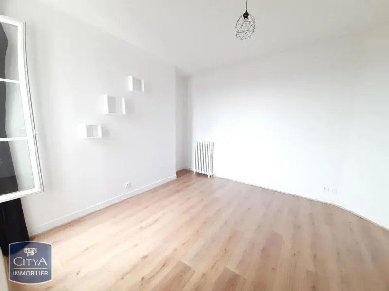 Photo 2 Appartement 1 pièce 16.25m²