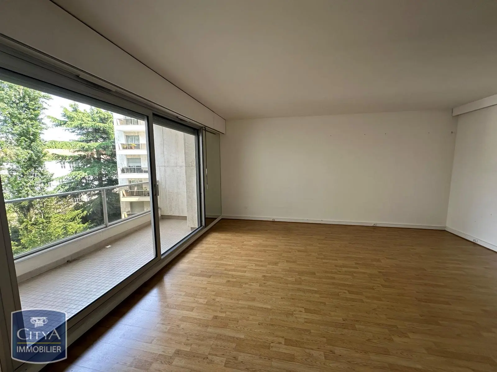 Photo 1 Appartement 2 pièces 72.1m²