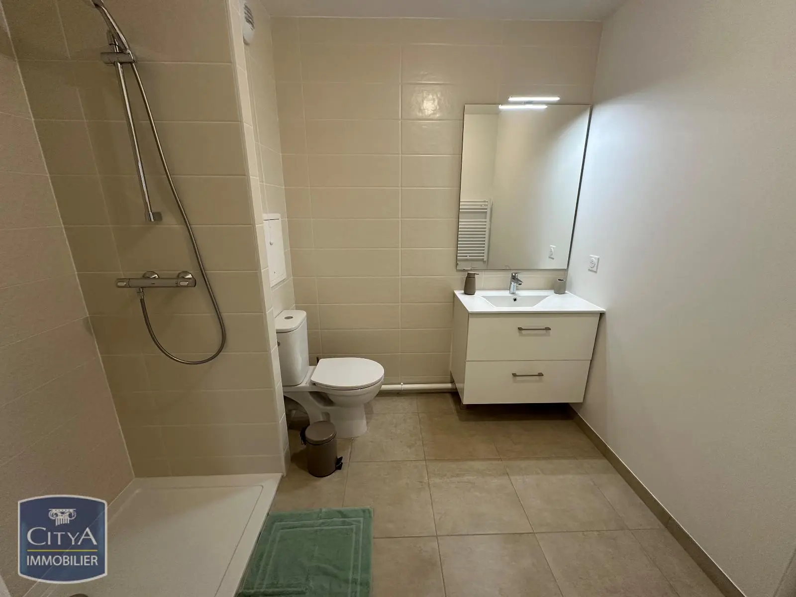 Photo 3 Appartement 1 pièce 27.8m²