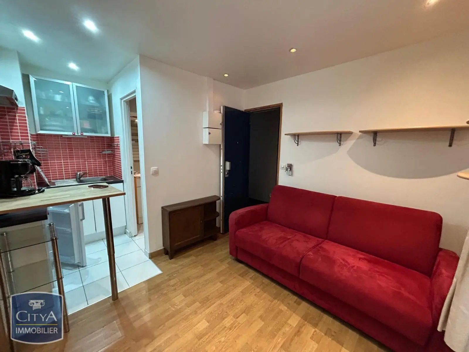Photo 1 Appartement 1 pièce 16m²
