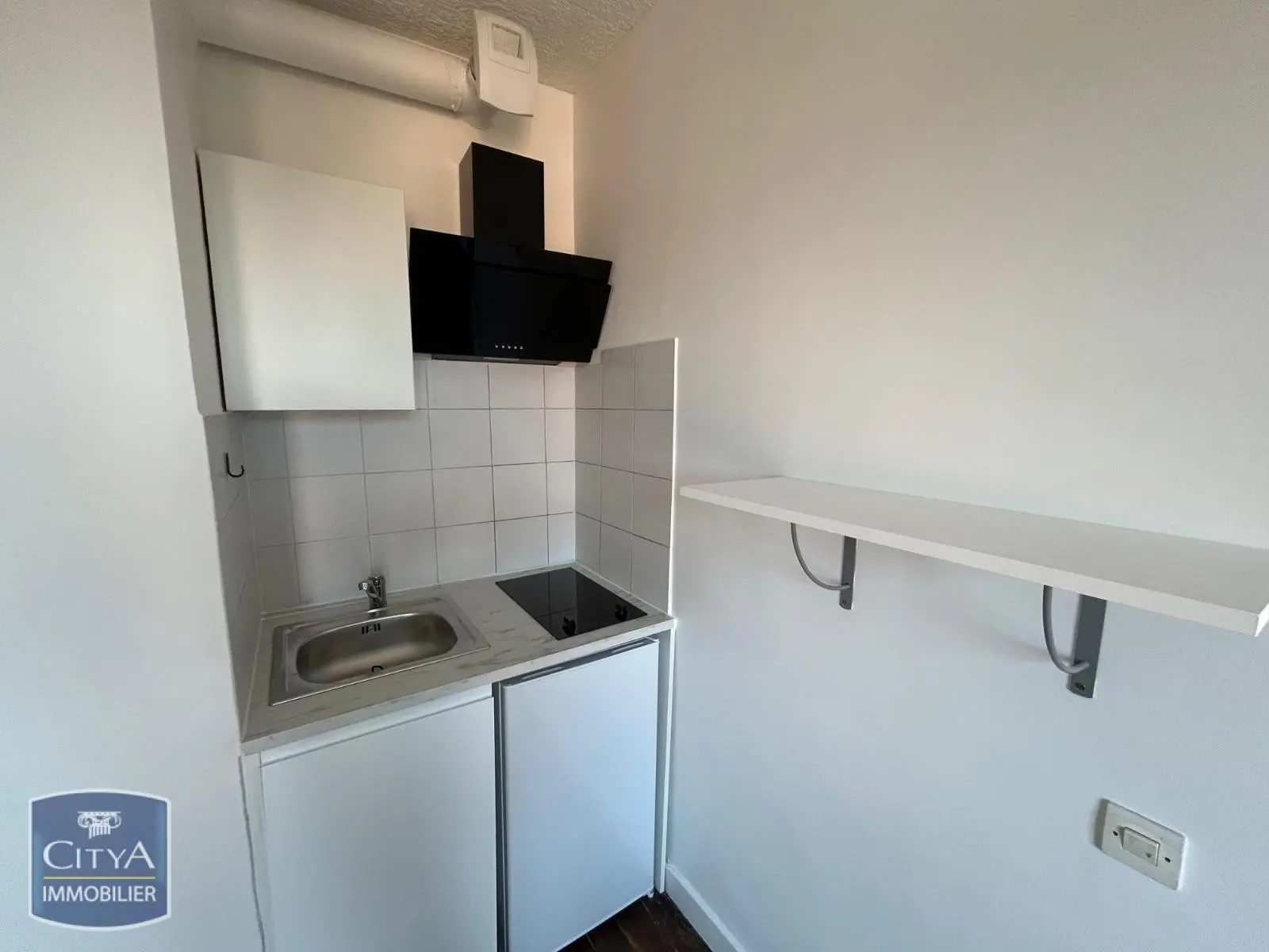 Paris 17e Arrondissement (75017) Appartement 1 pièce 12.65m² photo 2