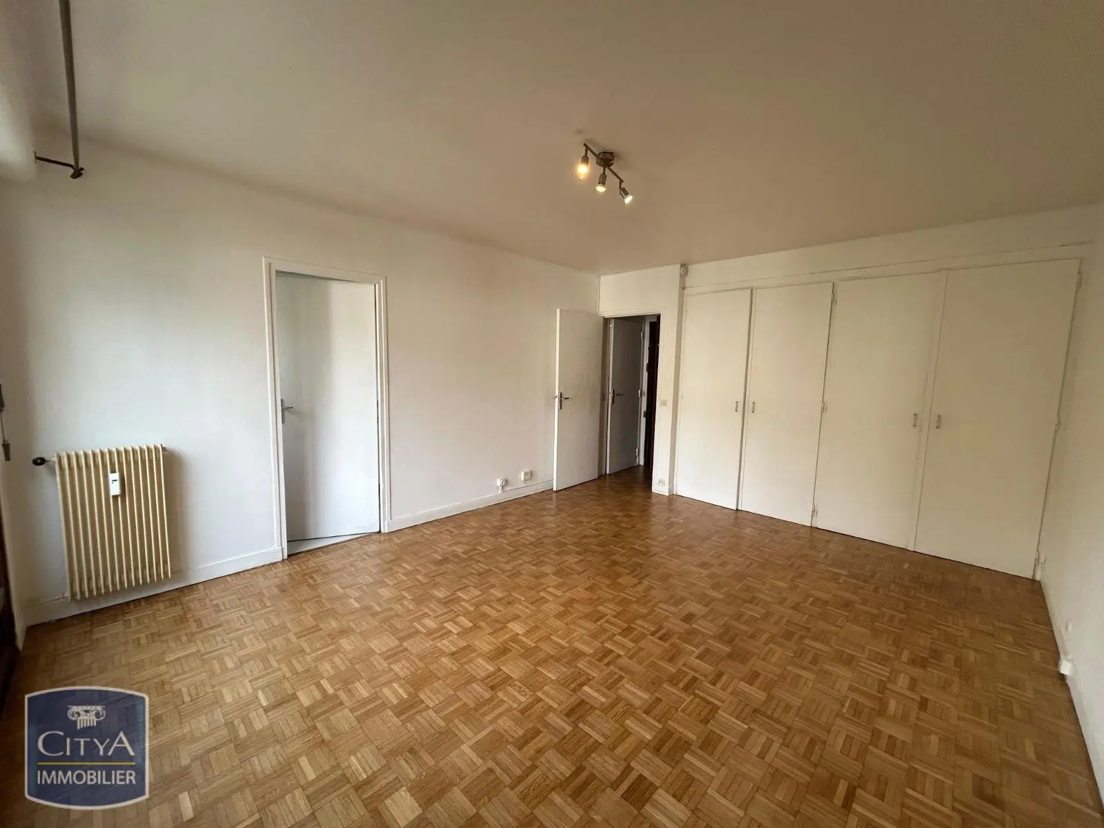 Photo 1 Appartement 1 pièce 29.45m²