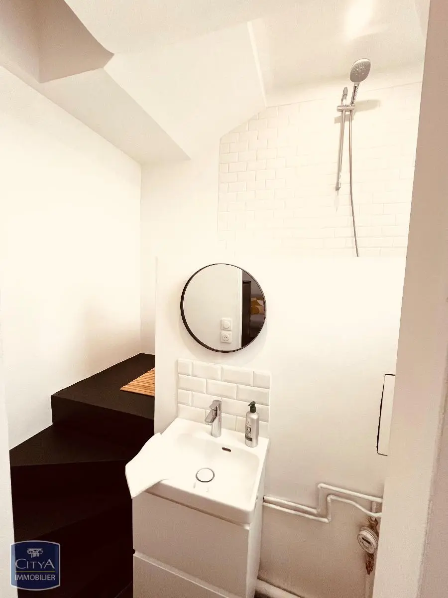 Paris 17e Arrondissement (75017) Appartement 1 pièce 14.64m² photo 2