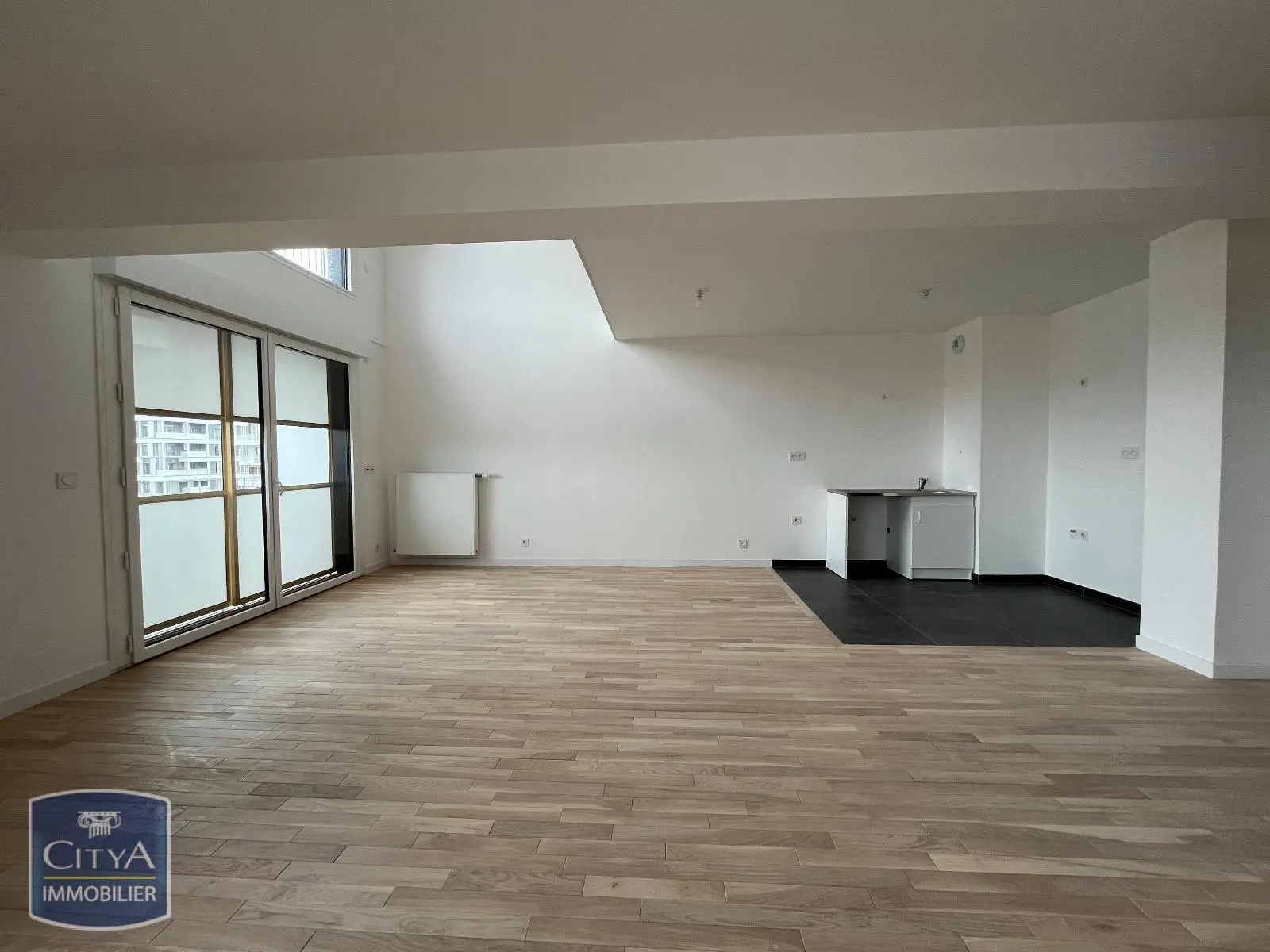 Photo 1 Appartement 4 pièces 114.26m²