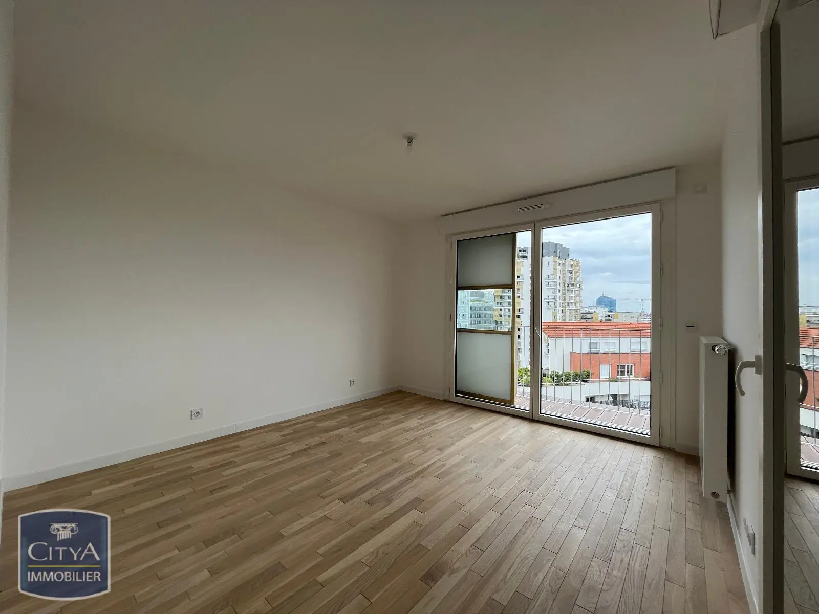 Photo 2 Appartement 4 pièces 114.26m²