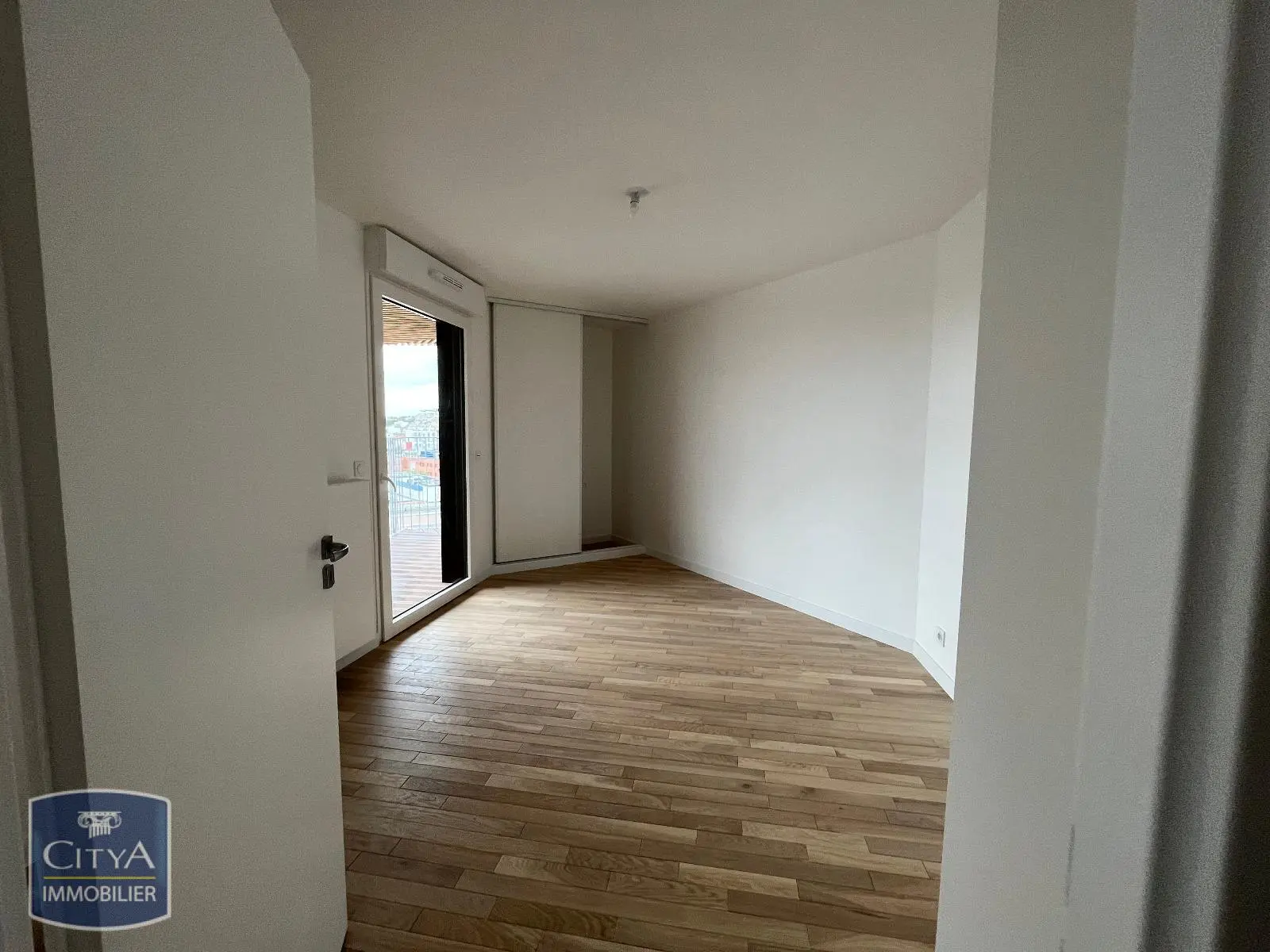 Photo 8 Appartement 4 pièces 114.26m²