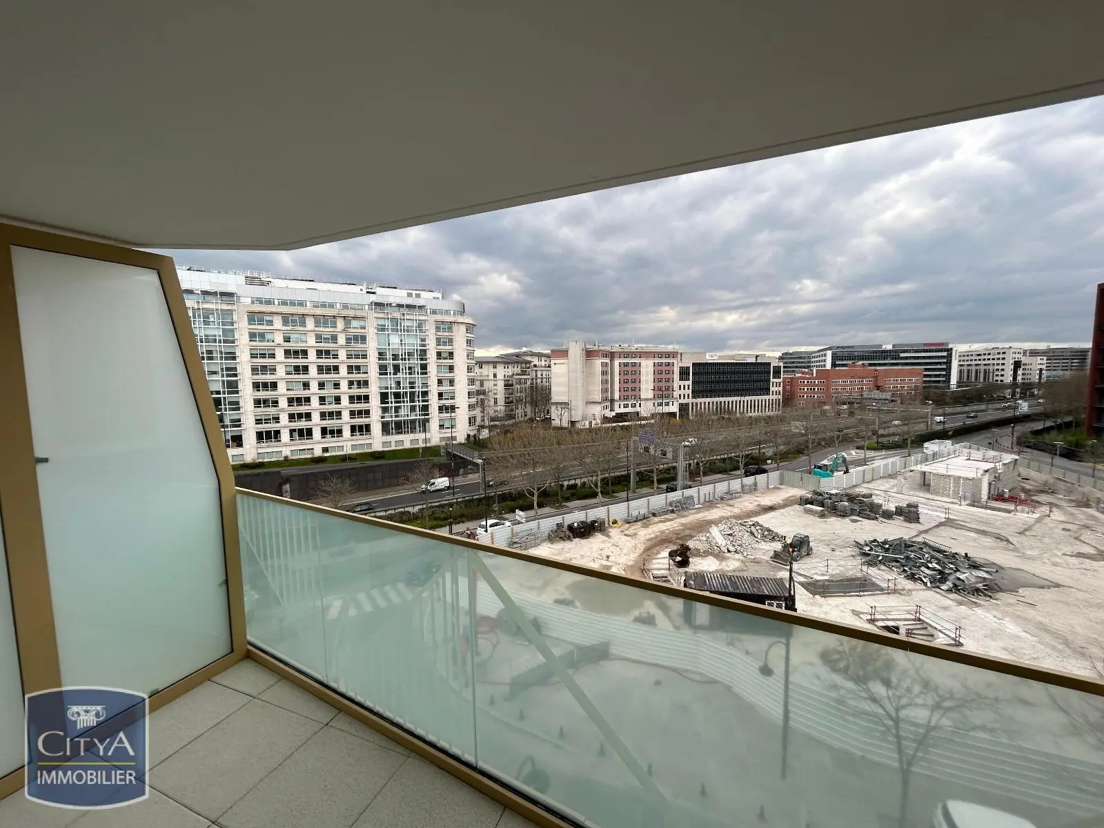 Rueil-Malmaison (92500) Appartement 1 pièce 26.8m² photo 4