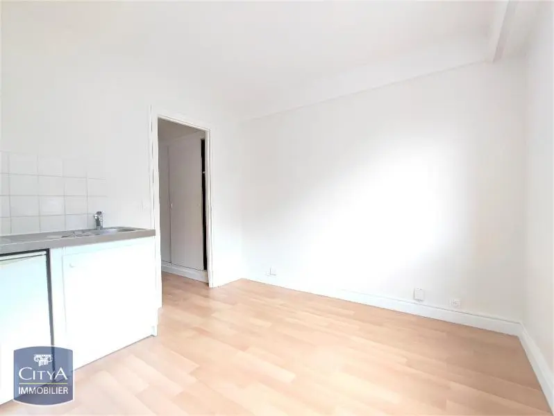 Photo 3 Appartement 1 pièce 14.35m²