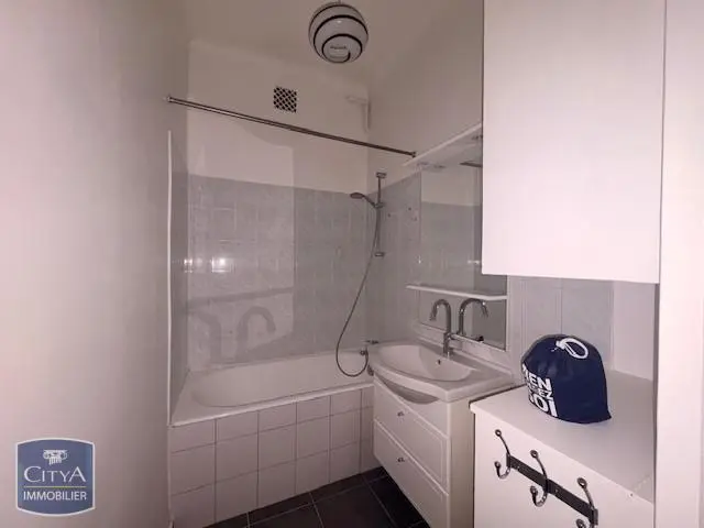 Photo 8 Appartement 1 pièce 48.27m²