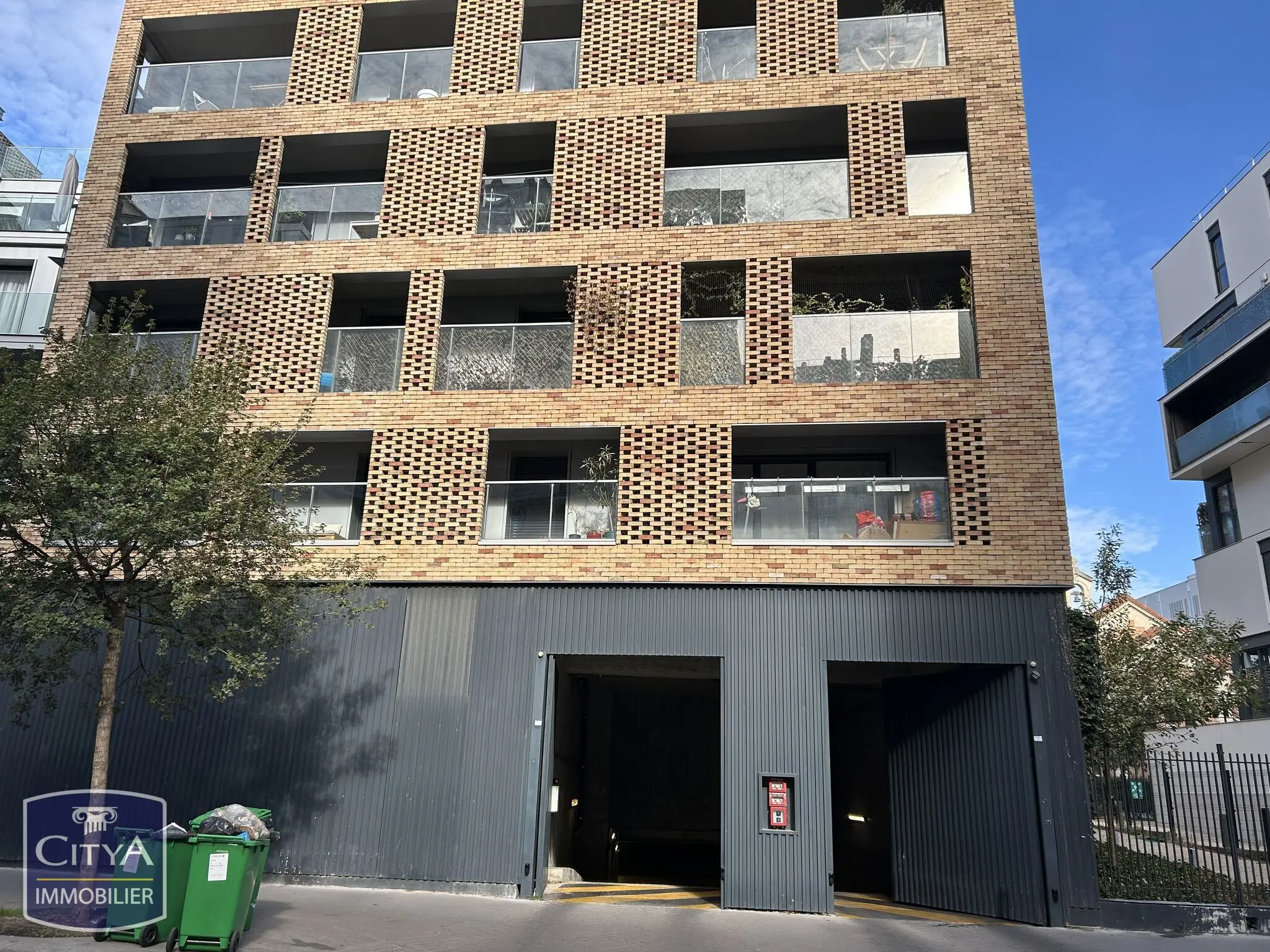 Photo 2 Parking 12.62m²