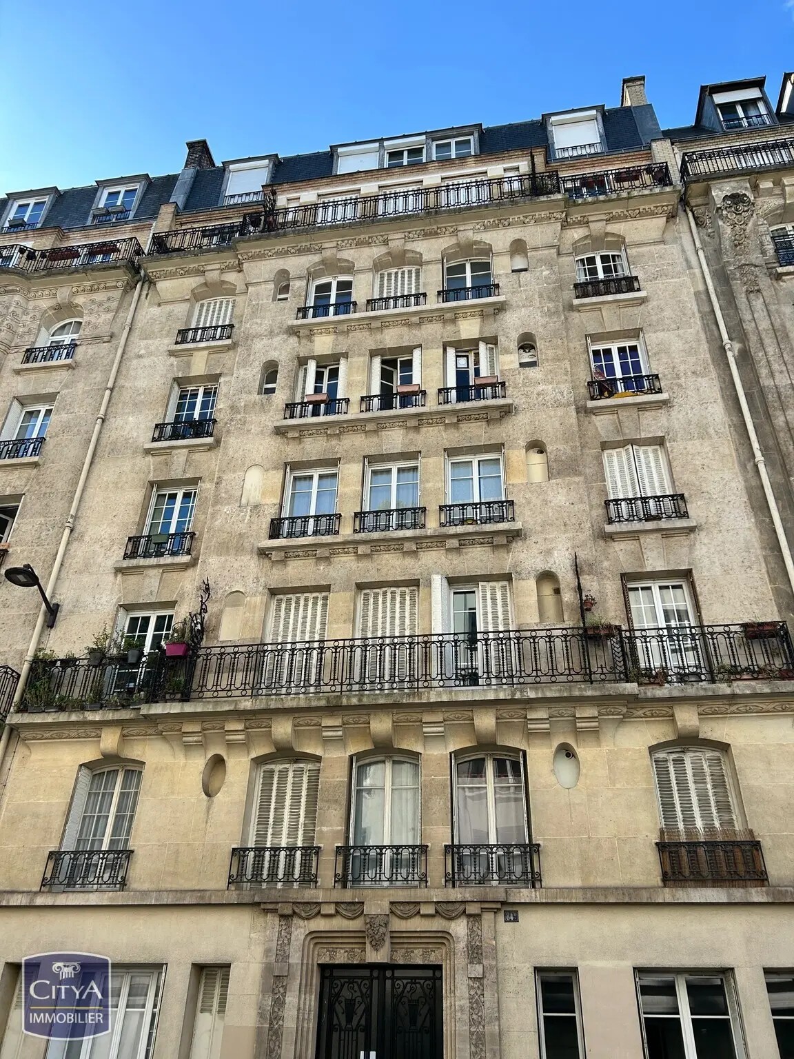 Photo 1 Appartement 1 pièce 29m²
