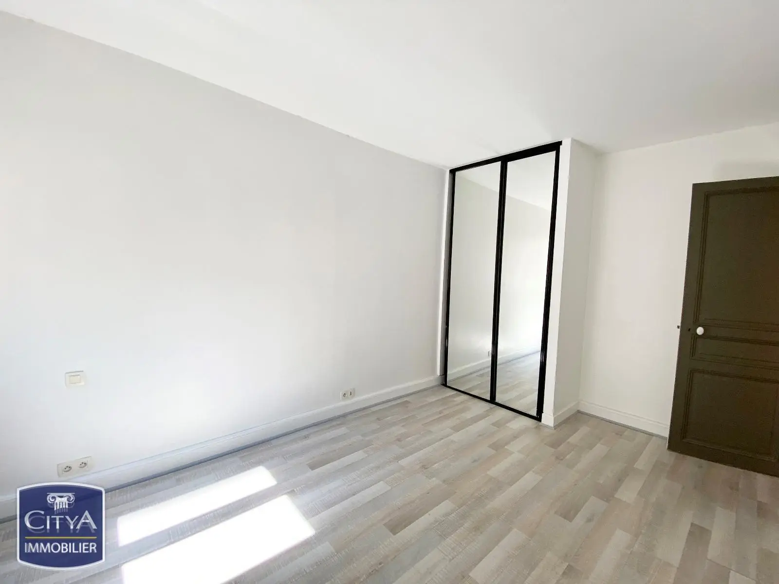 Photo 3 Appartement 5 pièces 117m²