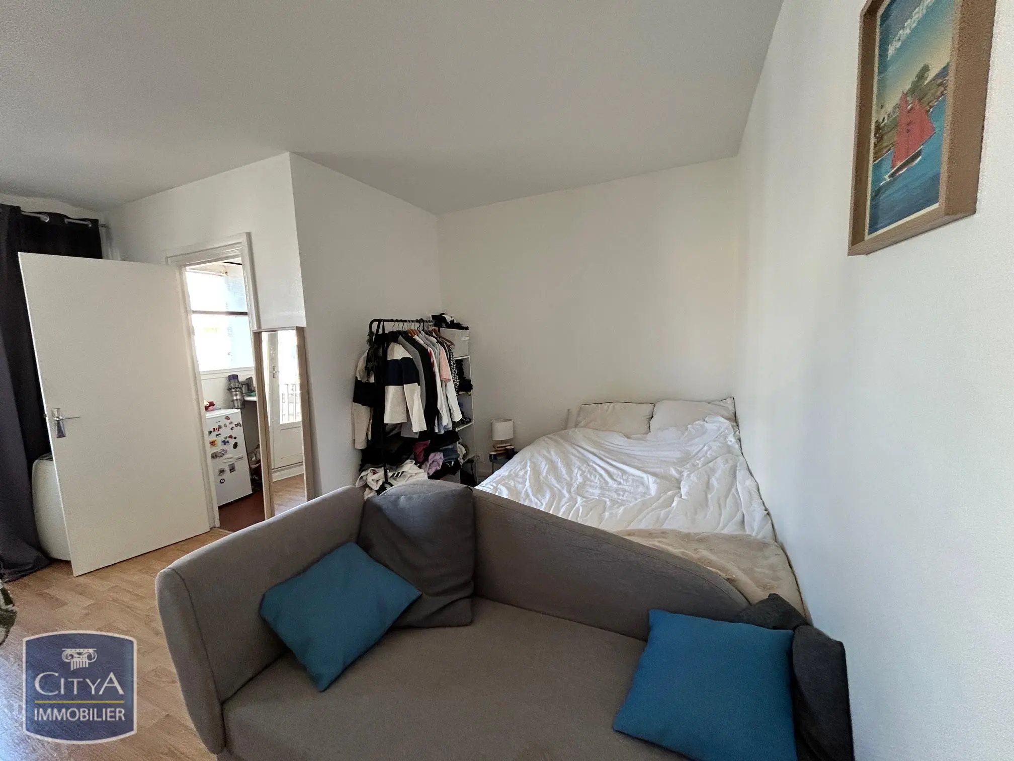 Photo 2 Appartement 1 pièce 28m²