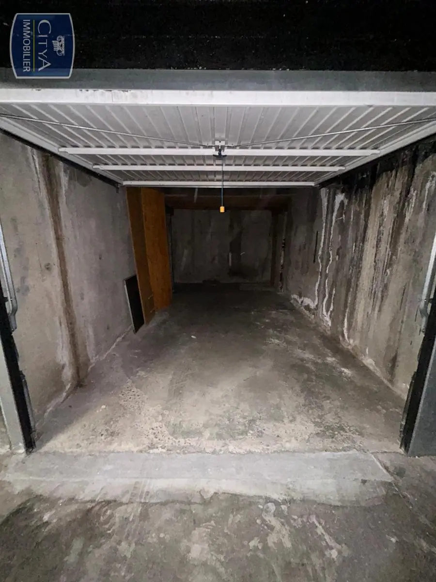 Photo 2 Parking 14.93m²