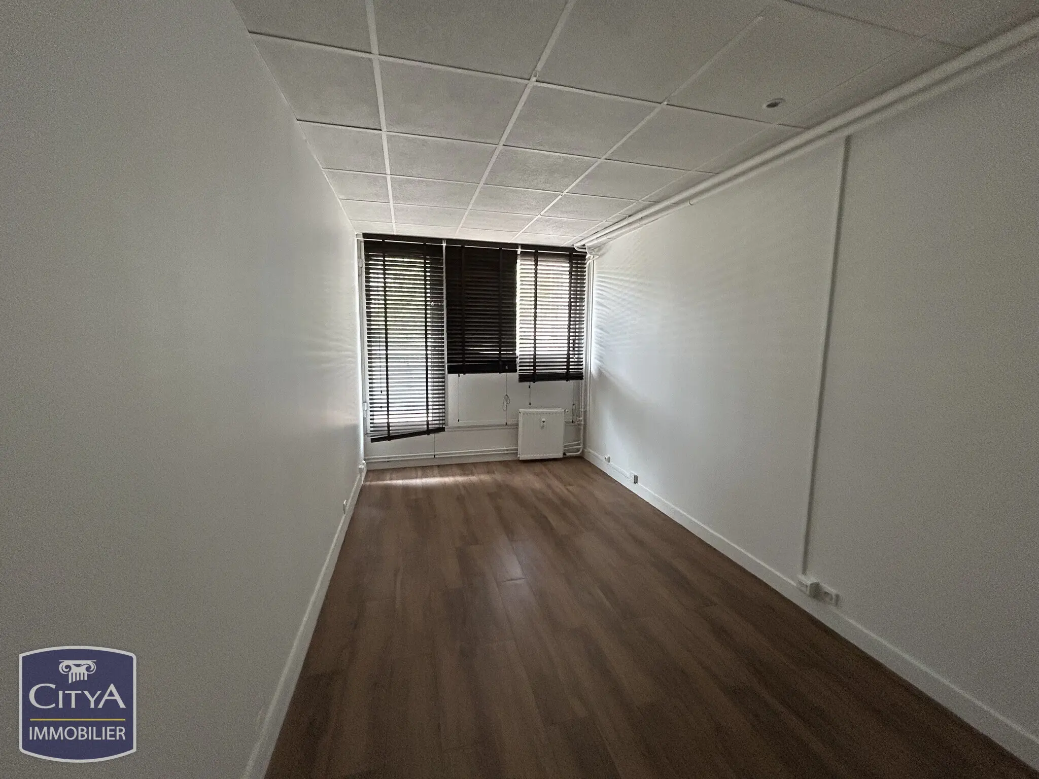 Photo 8 Local Commercial 335.21m²