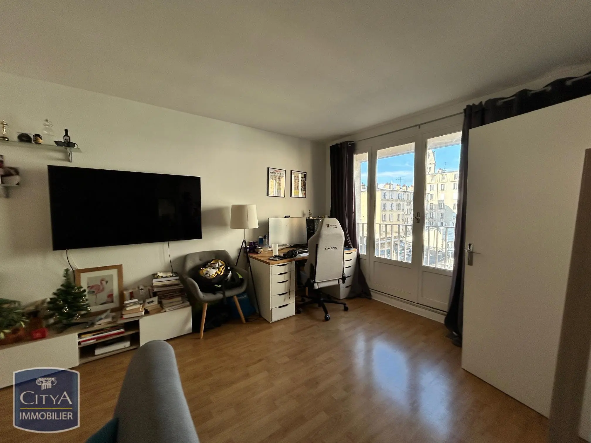 Photo 1 Appartement 1 pièce 28m²