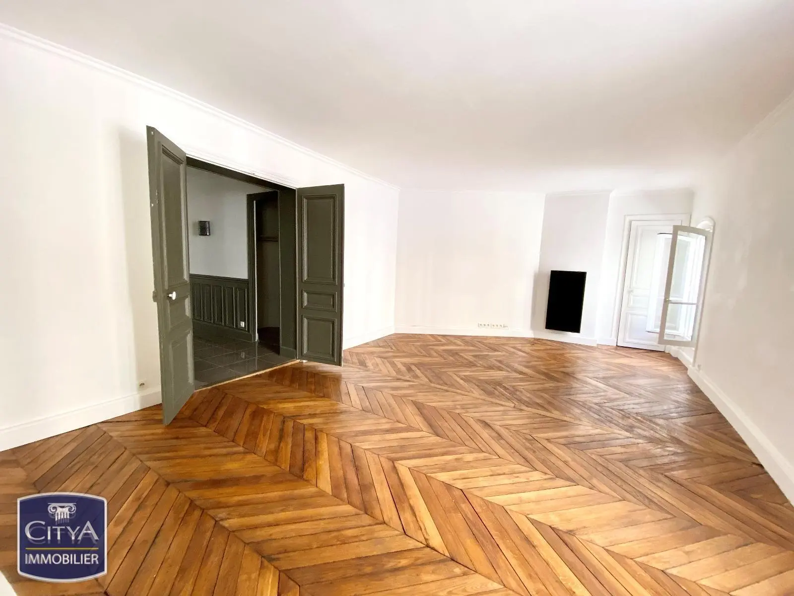 Photo 15 Appartement 5 pièces 117m²