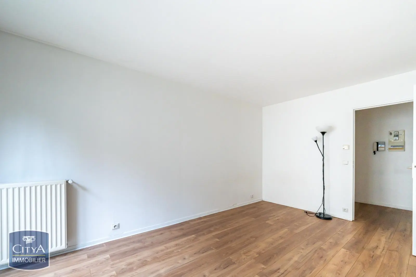 Photo 2 Appartement 1 pièce 24m²