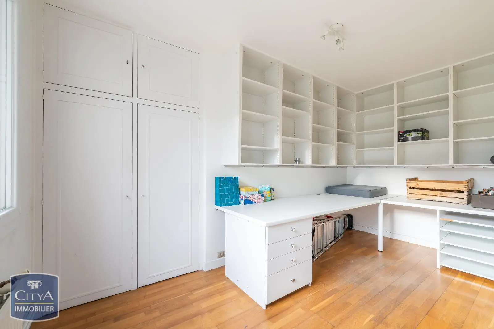 Photo 8 Appartement 8 pièces 200m²