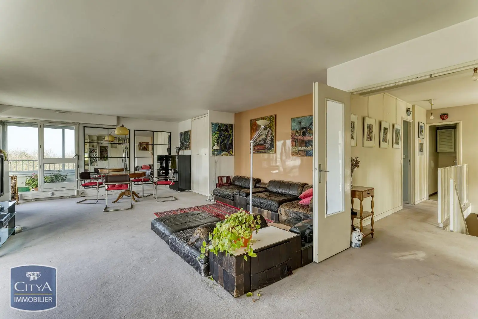 Photo 1 Appartement 6 pièces 130m²