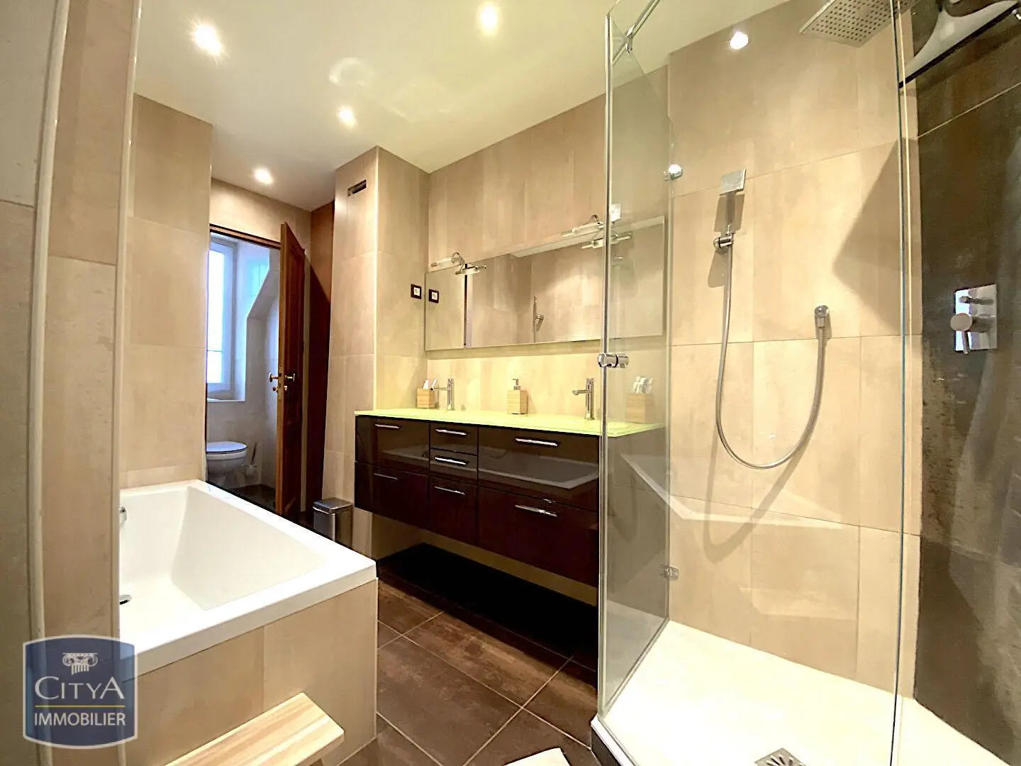 Photo 8 Appartement 3 pièces 93m²