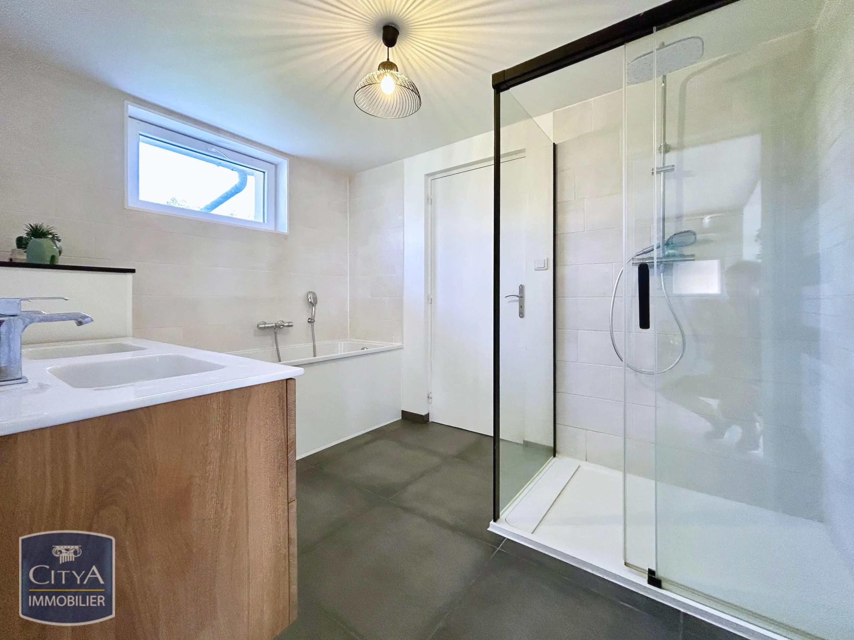 Photo 10 Maison 6 pièces 156m²