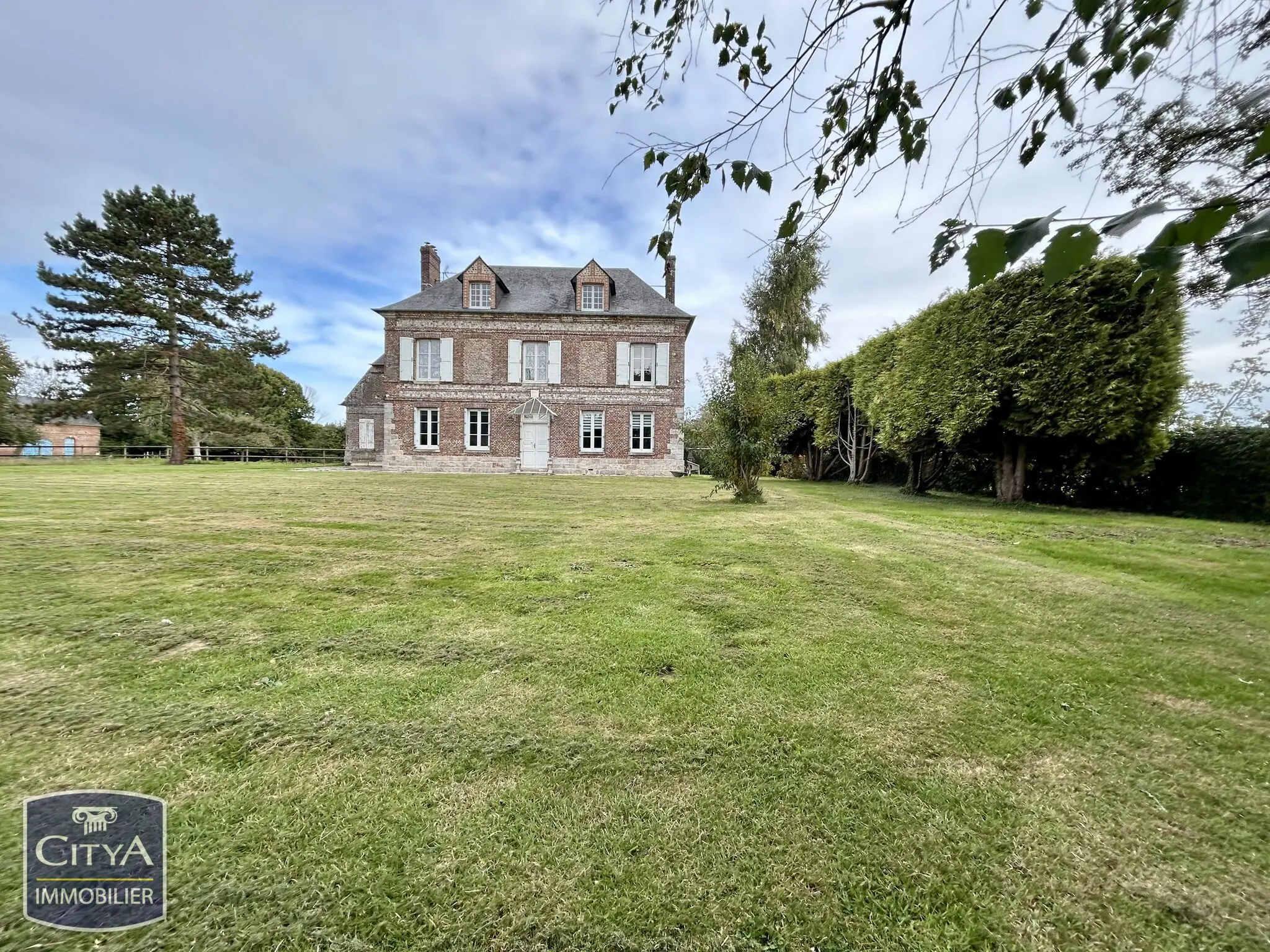 Photo 23 Maison 9 pièces 220m²