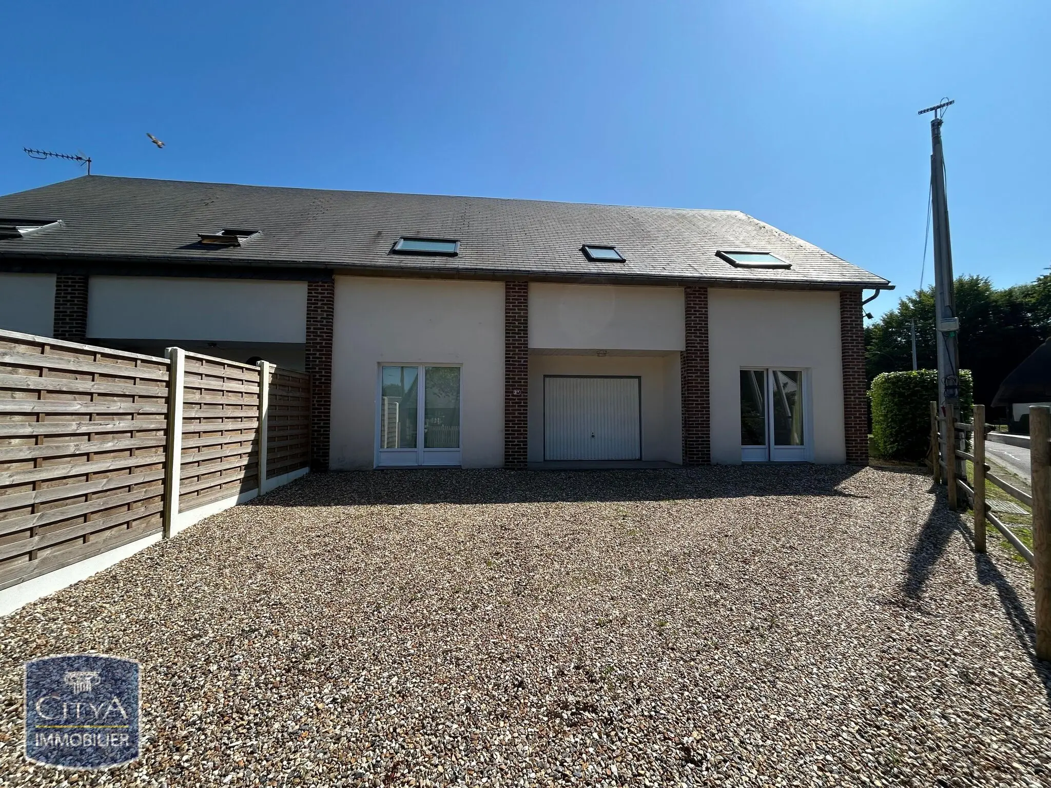 Photo 1 Maison 8 pièces 153m²