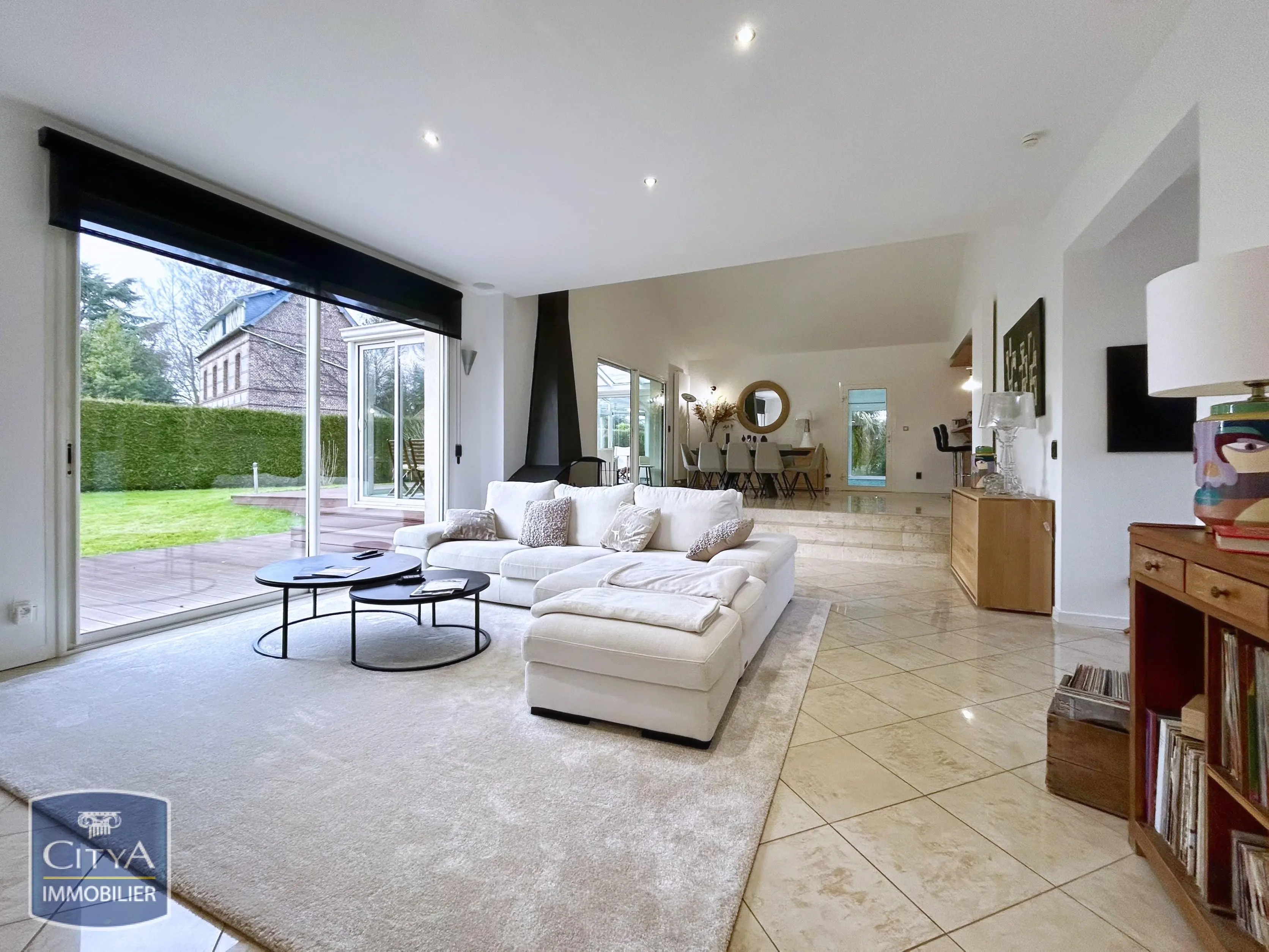 Photo 1 Maison 7 pièces 169m²