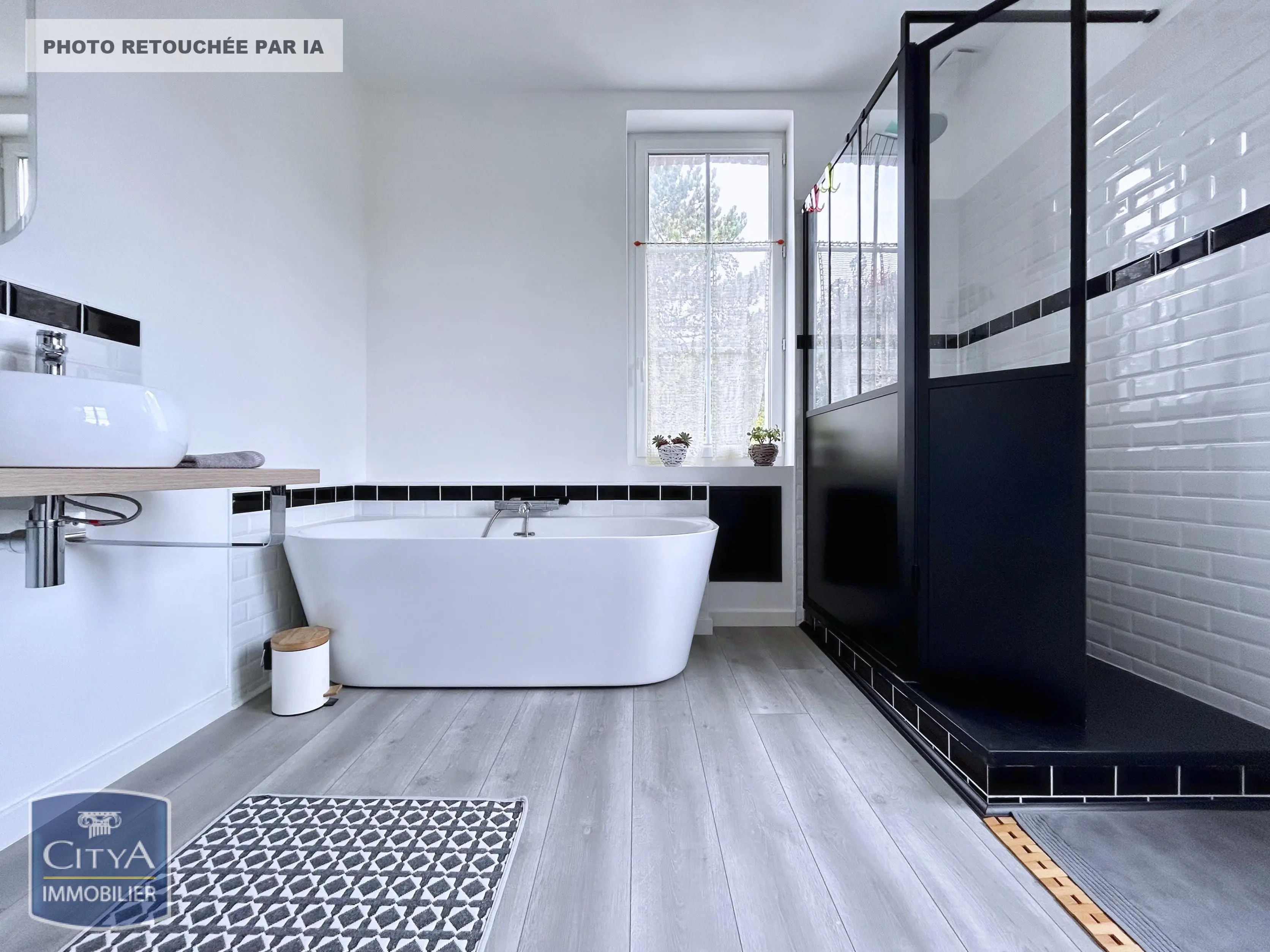 Photo 16 Maison 9 pièces 220m²